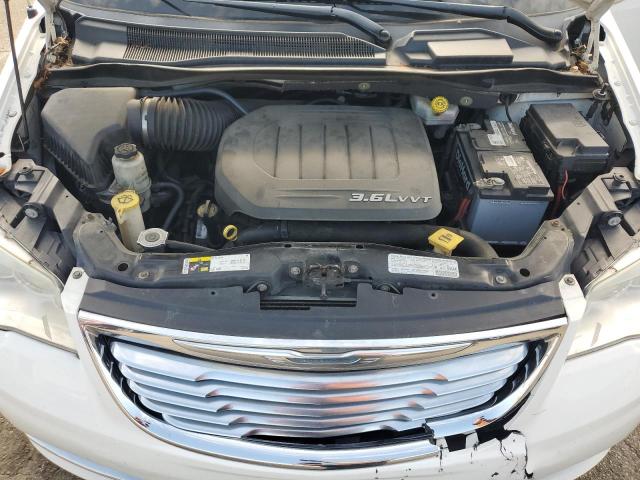 2C4RC1CG7DR662277 - 2013 CHRYSLER TOWN & COU TOURING L WHITE photo 12