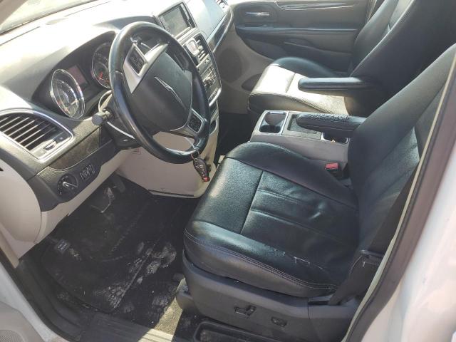 2C4RC1BG0CR188477 - 2012 CHRYSLER TOWN & COU TOURING WHITE photo 7