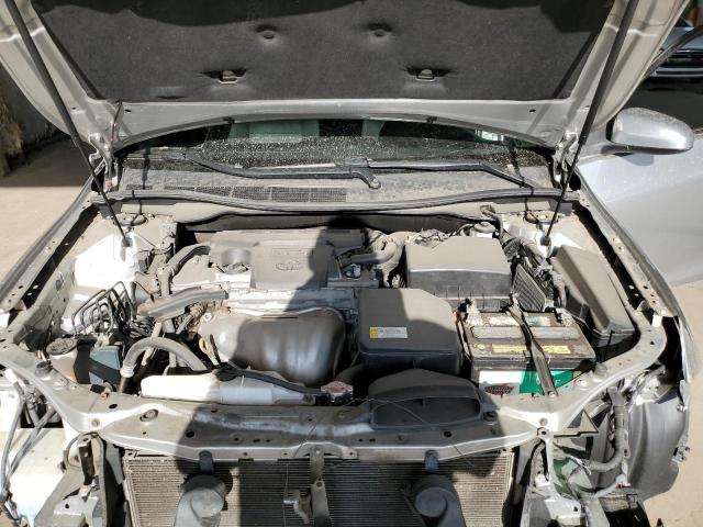 4T1BF1FKXGU134566 - 2016 TOYOTA CAMRY LE SILVER photo 11