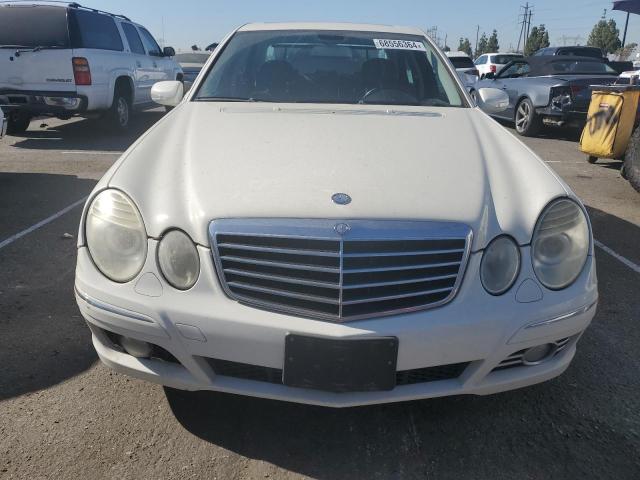 WDBUF56XX8B303173 - 2008 MERCEDES-BENZ E 350 WHITE photo 5