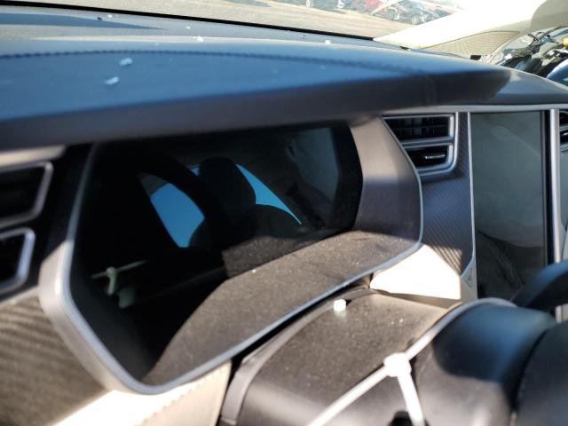 5YJXCBE2XJF091695 - 2018 TESLA MODEL X GRAY photo 9