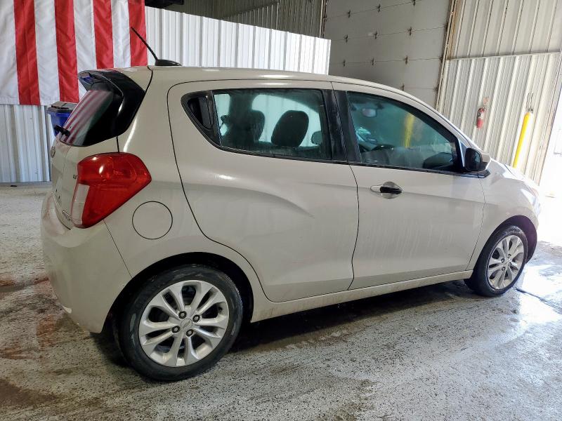 KL8CD6SA7MC702548 - 2021 CHEVROLET SPARK 1LT بيج صورة 3