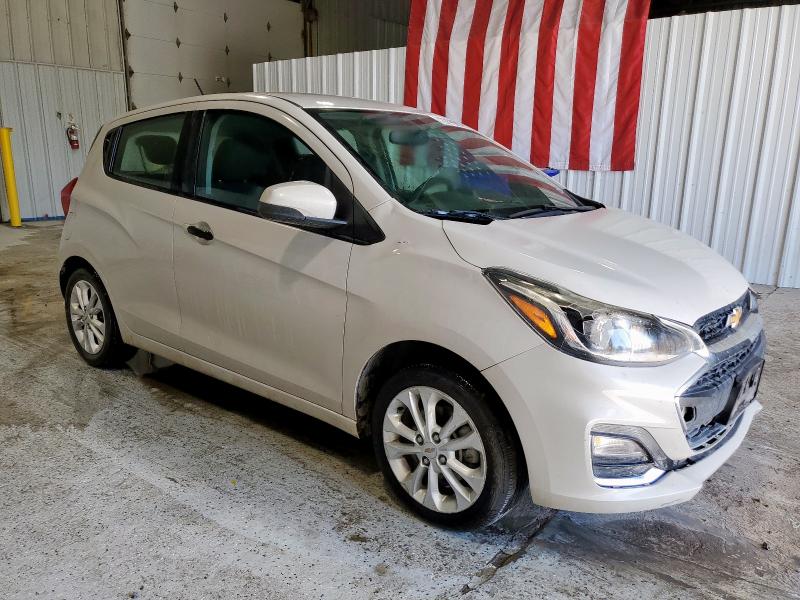 KL8CD6SA7MC702548 - 2021 CHEVROLET SPARK 1LT بيج صورة 4