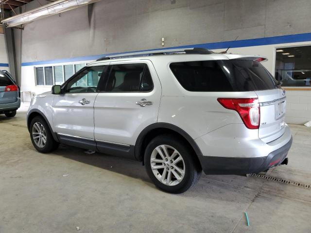 1FMHK7D92CGA07117 - 2012 FORD EXPLORER XLT SILVER photo 2