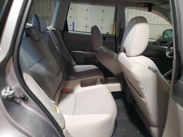 JF2SHADC0BH733957 - 2011 SUBARU FORESTER 2.5X PREMIUM 银色 照片 11