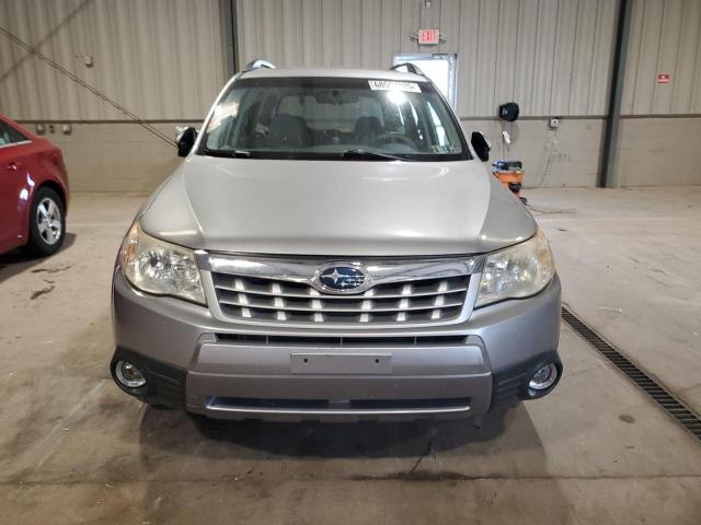 JF2SHADC0BH733957 - 2011 SUBARU FORESTER 2.5X PREMIUM 银色 照片 5