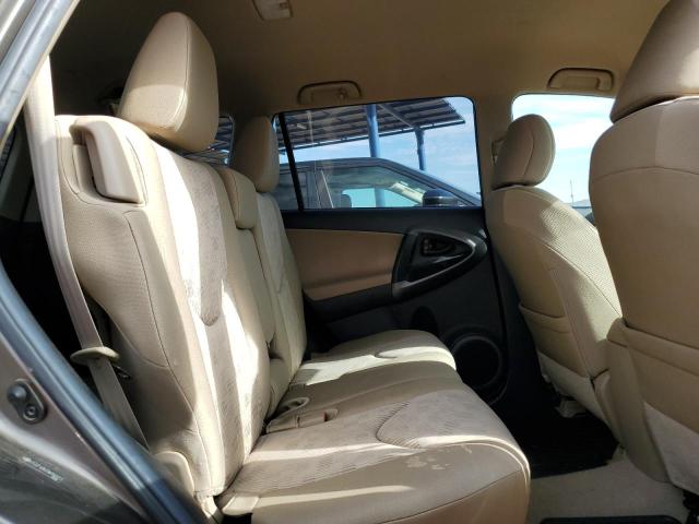 2T3ZF4DV2CW150372 - 2012 TOYOTA RAV4 GRAY photo 11