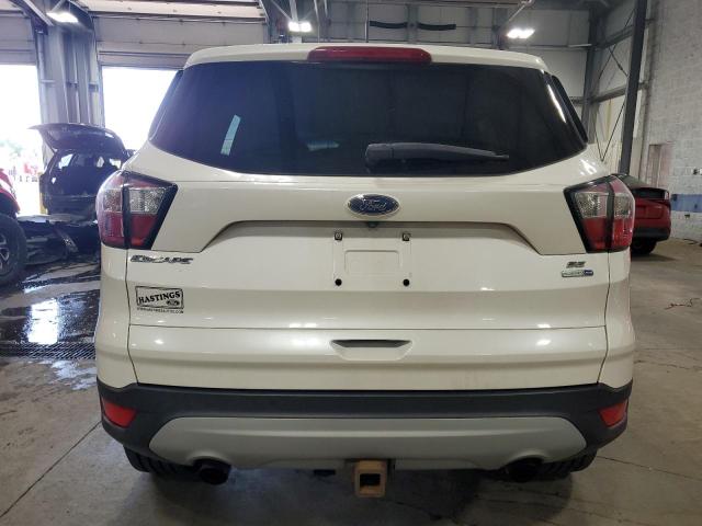 1FMCU9G95HUE53847 - 2017 FORD ESCAPE SE WHITE photo 6