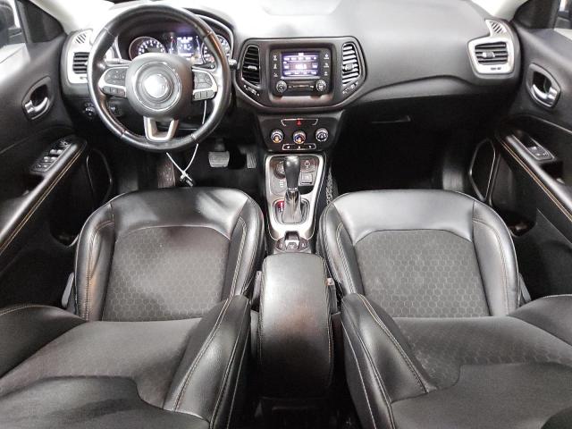 3C4NJDBB4JT239323 - 2018 JEEP COMPASS LATITUDE შავი ფოტო 8