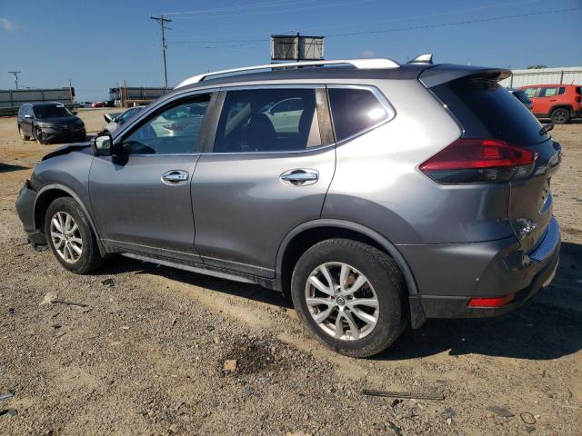 KNMAT2MV5JP613978 - 2018 NISSAN ROGUE S GRAY photo 2