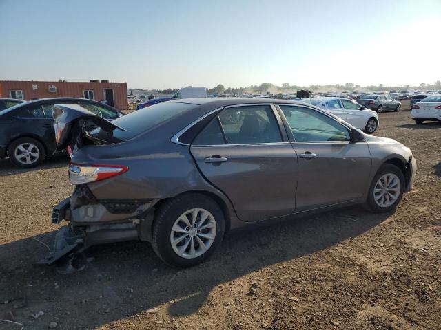4T1BF1FK3HU378125 - 2017 TOYOTA CAMRY LE Grau Foto 3