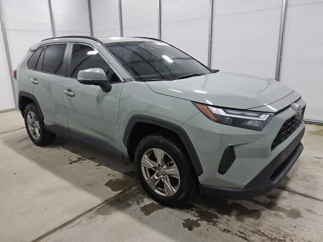 2T3W1RFV1PW245491 - 2023 TOYOTA RAV4 XLE მწვანე ფოტო 4
