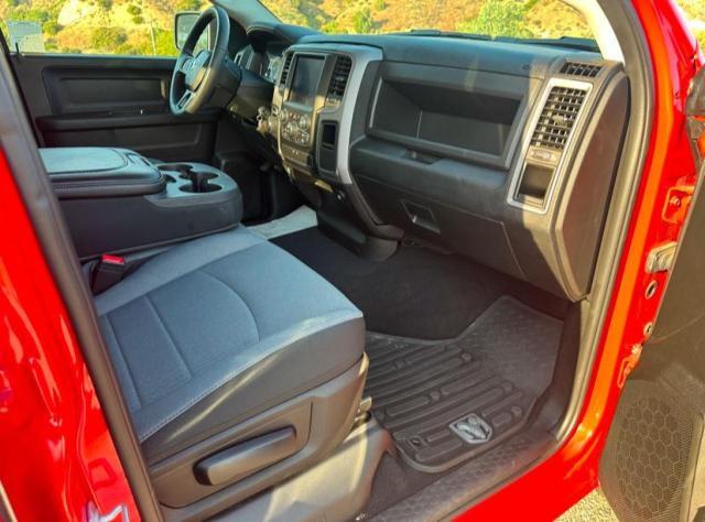 1C6RR6FG2MS530590 - 2021 RAM 1500 CLASSIC TRADESMAN RED photo 5