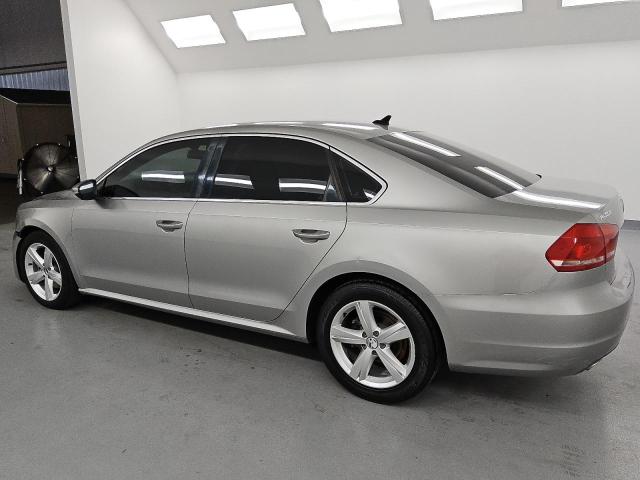 1VWBP7A37CC100425 - 2012 VOLKSWAGEN PASSAT SE SILVER photo 2