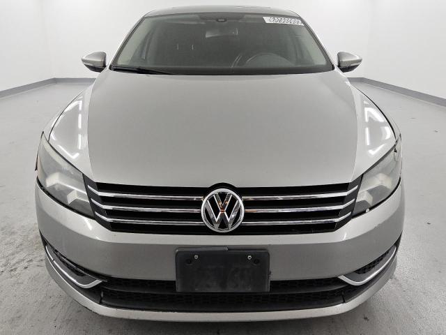 1VWBP7A37CC100425 - 2012 VOLKSWAGEN PASSAT SE SILVER photo 5