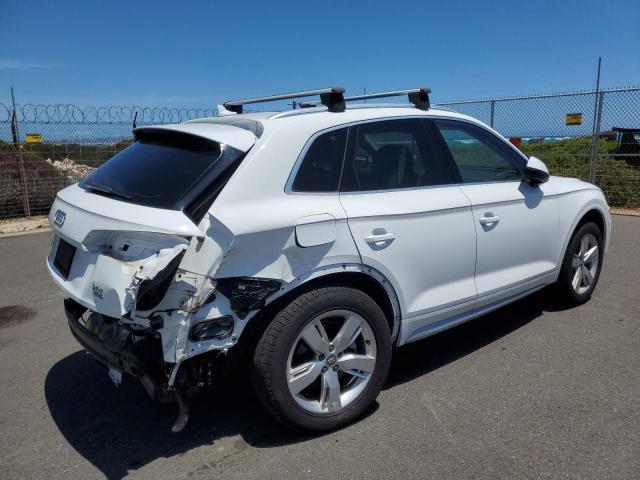 WA1BNAFY6J2024560 - 2018 AUDI Q5 PREMIUM PLUS WHITE photo 3