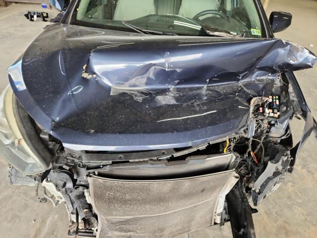 5NMZU3LB7HH017674 - 2017 HYUNDAI SANTA FE S BLUE photo 12