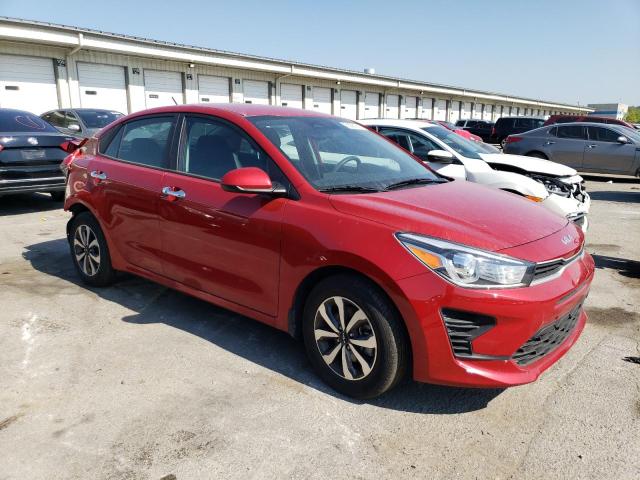 3KPA24AD9NE455080 - 2022 KIA RIO LX RED photo 4