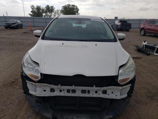 1FAHP3N25CL261689 - 2012 FORD FOCUS TITANIUM WHITE photo 5