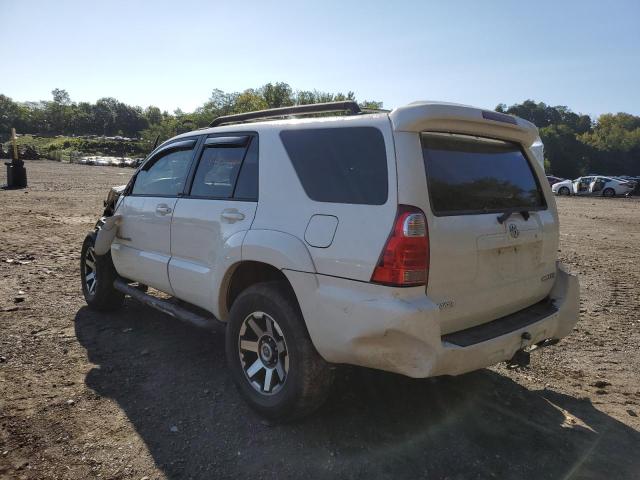 JTEBU14R768065011 - 2006 TOYOTA 4RUNNER SR5 WHITE photo 2