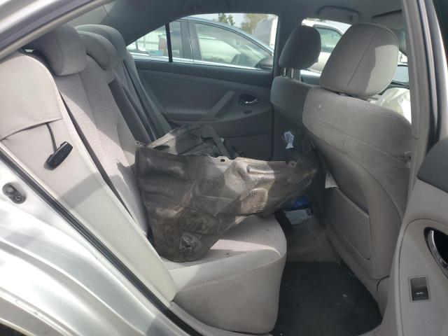 4T1BF3EK0BU192143 - 2011 TOYOTA CAMRY BASE Gümüş foto 10