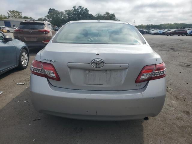 4T1BF3EK0BU192143 - 2011 TOYOTA CAMRY BASE Gümüş foto 6