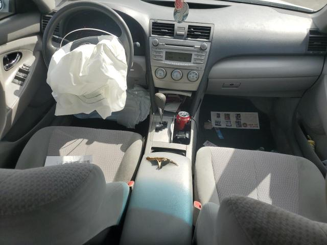 4T1BF3EK0BU192143 - 2011 TOYOTA CAMRY BASE Gümüş foto 8