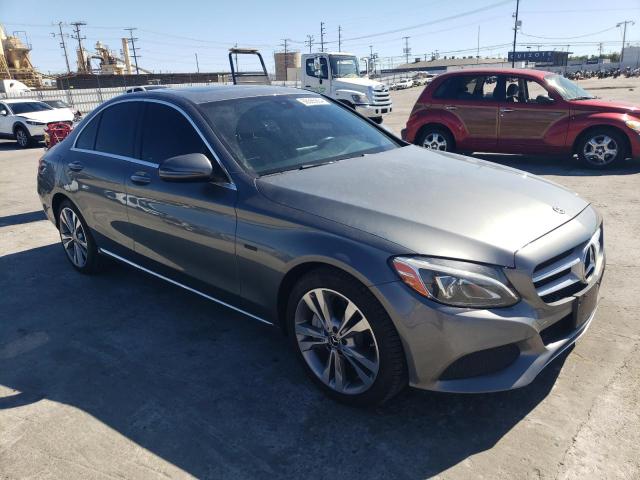 55SWF4HB9JU258816 - 2018 MERCEDES-BENZ C 350E GRAY photo 4