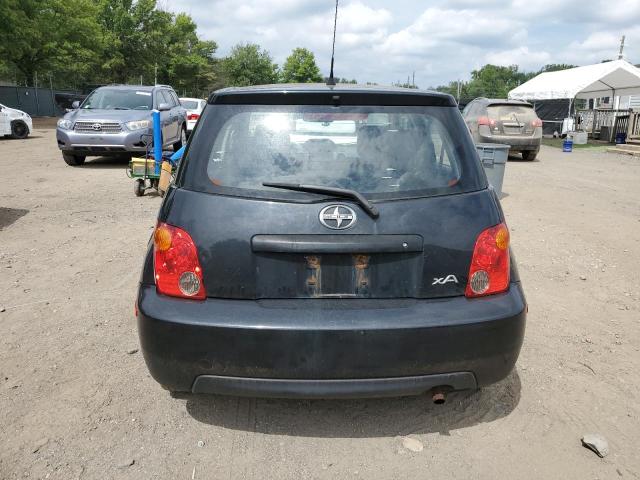 JTKKT604050115834 - 2005 TOYOTA SCION XA BLACK photo 6