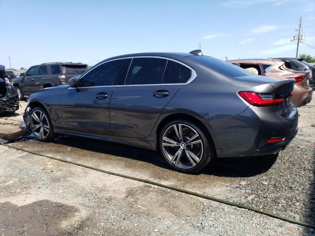 3MW5R1J08L8B38165 - 2020 BMW 330I GRAY photo 2