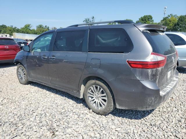 5TDYZ3DC9JS924854 - 2018 TOYOTA SIENNA XLE GRAY photo 2