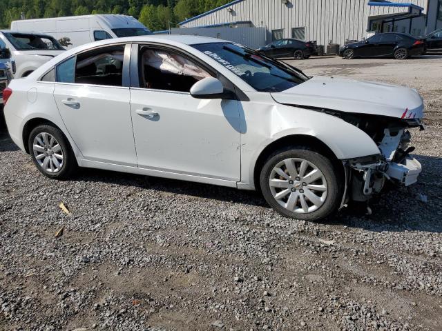 1G1PF5S91B7172823 - 2011 CHEVROLET CRUZE LT WHITE photo 4