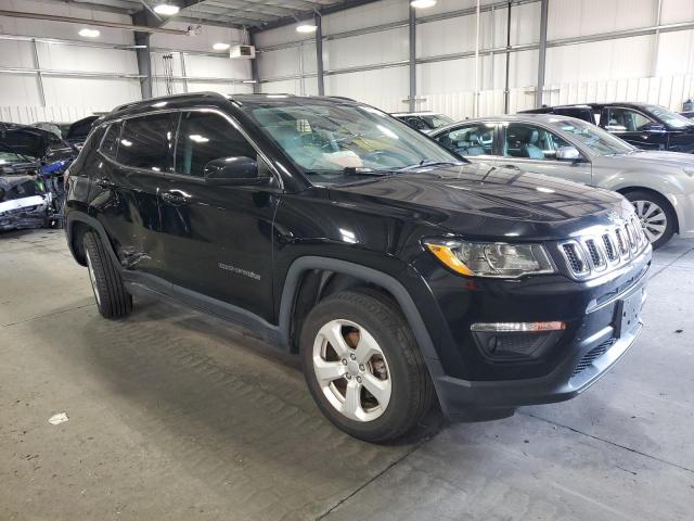 3C4NJDBB3JT176683 - 2018 JEEP COMPASS LATITUDE Schwarz Foto 4