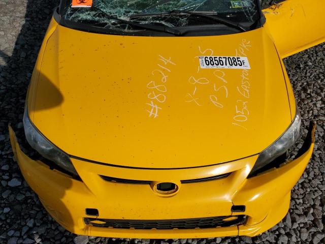 JTKJF5C73C3028184 - 2012 TOYOTA SCION TC 黄色 照片 11
