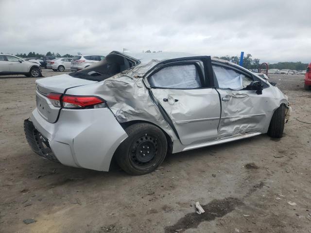 5YFEPMAE6NP383278 - 2022 TOYOTA COROLLA LE ვერცხლისფერი ფოტო 3