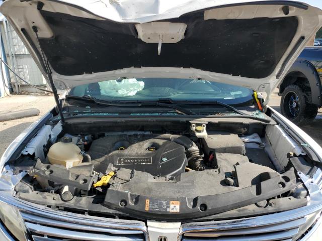 5LMCJ3D91HUL14368 - 2017 LINCOLN MKC RESERVE Biały zdjęcie 12