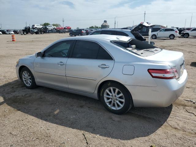 4T4BF3EK8BR098324 - 2011 TOYOTA CAMRY BASE Gümüş foto 2