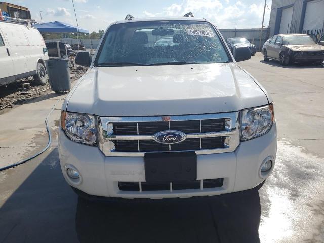 1FMCU0D78CKA77518 - 2012 FORD ESCAPE XLT WHITE photo 5