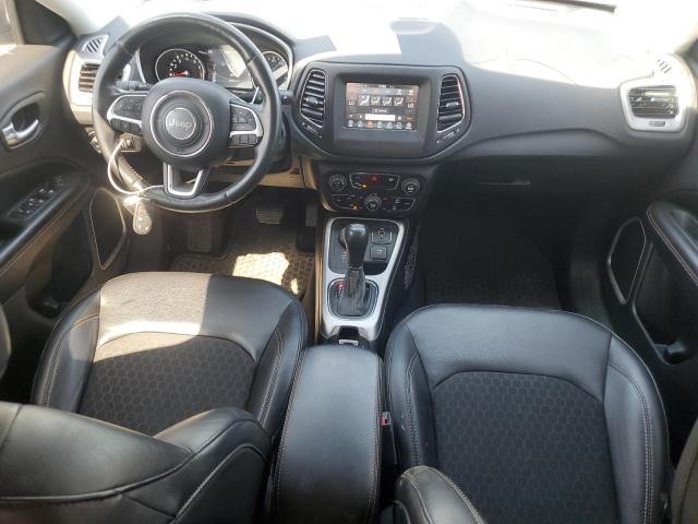 3C4NJDBB3JT178739 - 2018 JEEP COMPASS LATITUDE ვერცხლისფერი ფოტო 8