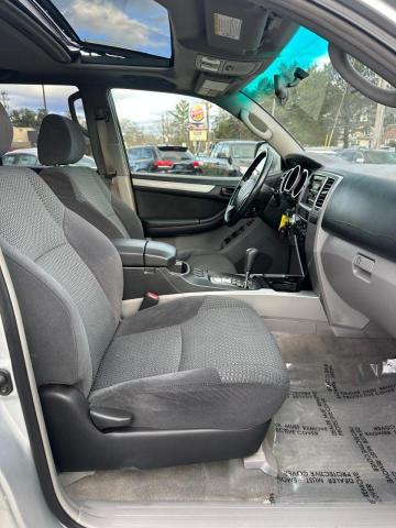 JTEBU14R640023652 - 2004 TOYOTA 4RUNNER SR5 银色 照片 5