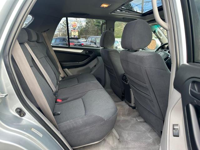 JTEBU14R640023652 - 2004 TOYOTA 4RUNNER SR5 银色 照片 6