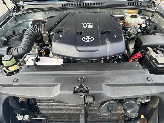 JTEBU14R640023652 - 2004 TOYOTA 4RUNNER SR5 银色 照片 7