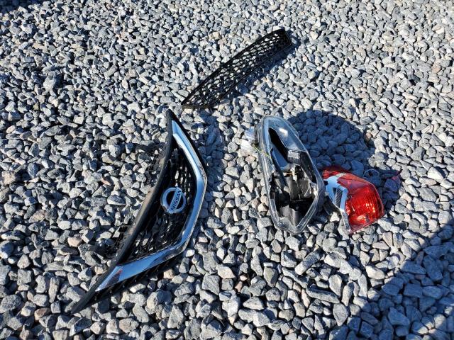 5TFRY5F12BX113469 - 2011 TOYOTA TUNDRA DOUBLE CAB SR5 BLACK photo 12