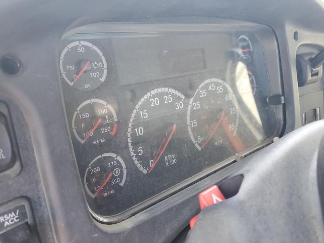 1FVDCXDT8HHHZ3932 - 2017 FREIGHTLINER M2 106 MEDIUM DUTY WHITE photo 8