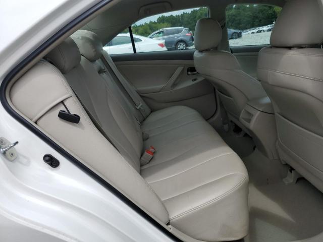 4T1BF3EK5BU732957 - 2011 TOYOTA CAMRY BASE თეთრი ფოტო 10