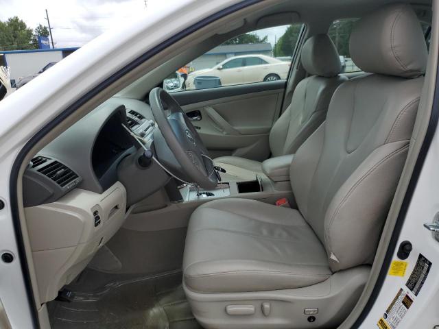 4T1BF3EK5BU732957 - 2011 TOYOTA CAMRY BASE თეთრი ფოტო 7