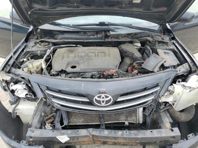 2T1BU4EE5DC946986 - 2013 TOYOTA COROLLA BASE Schwarz Foto 11