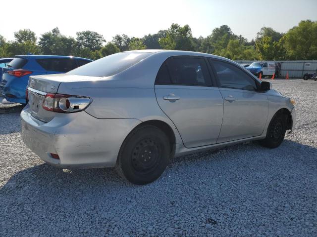 2T1BU4EE5CC898176 - 2012 TOYOTA COROLLA BASE Gümüş fotoğraf 3