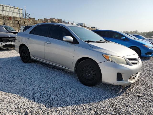 2T1BU4EE5CC898176 - 2012 TOYOTA COROLLA BASE Gümüş fotoğraf 4