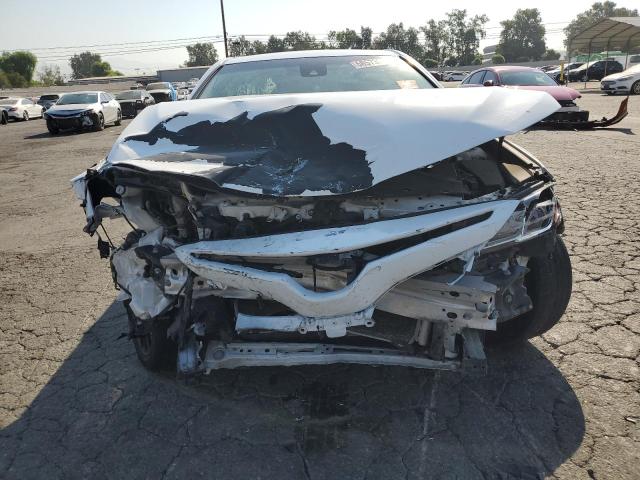 4T1B11HK9KU250538 - 2019 TOYOTA CAMRY L WHITE photo 5